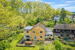 Photo 21- click for photo gallery